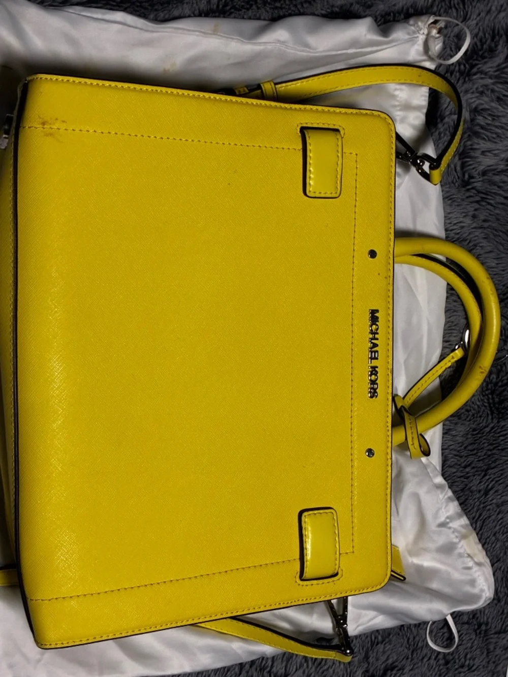 micheal kore yellow micheal